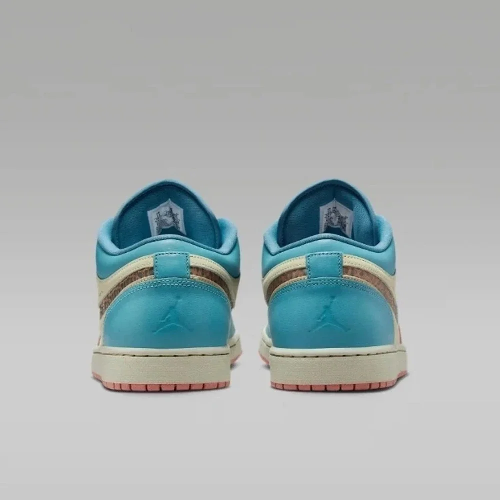 9M‎ / 10.5W - [NEW] Men's Air Jordan 1 Low SE Shoes 'Somos Eternos' IM8120-484